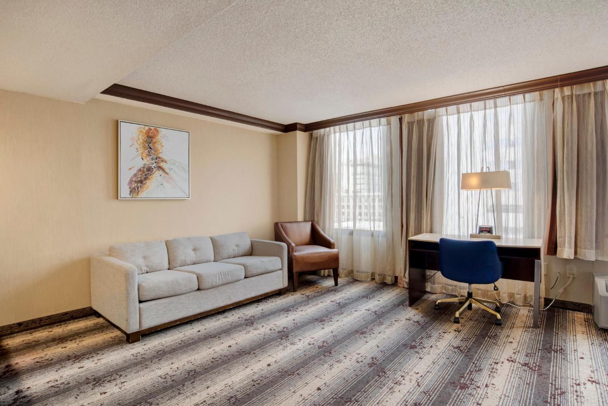 Crowne Plaza Hotel Harrisburg-Hershey By Ihg מראה חיצוני תמונה